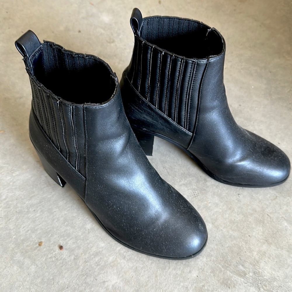 ASOS DESIGN Reform Chelsea ankle boots in black